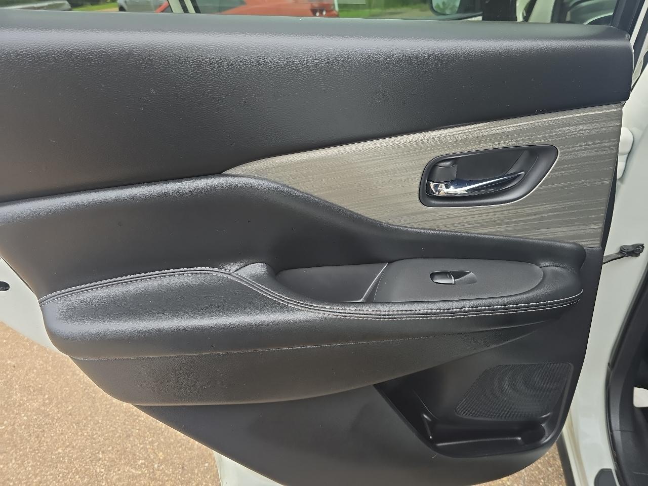 Nissan Murano SL 4D SUV AWD 2017