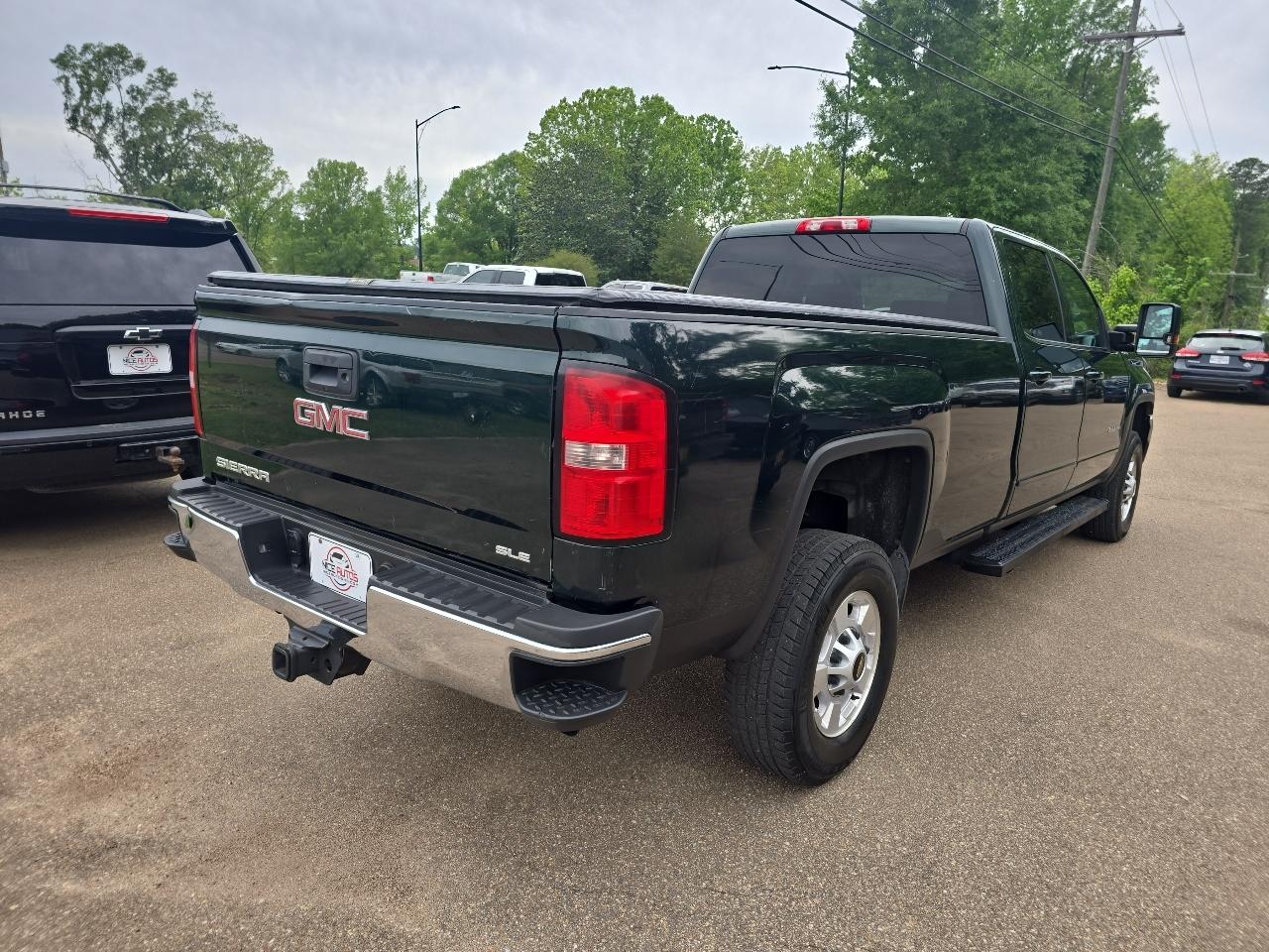 GMC Sierra 2500HD Crew Cab Long Bed 4WD 2015