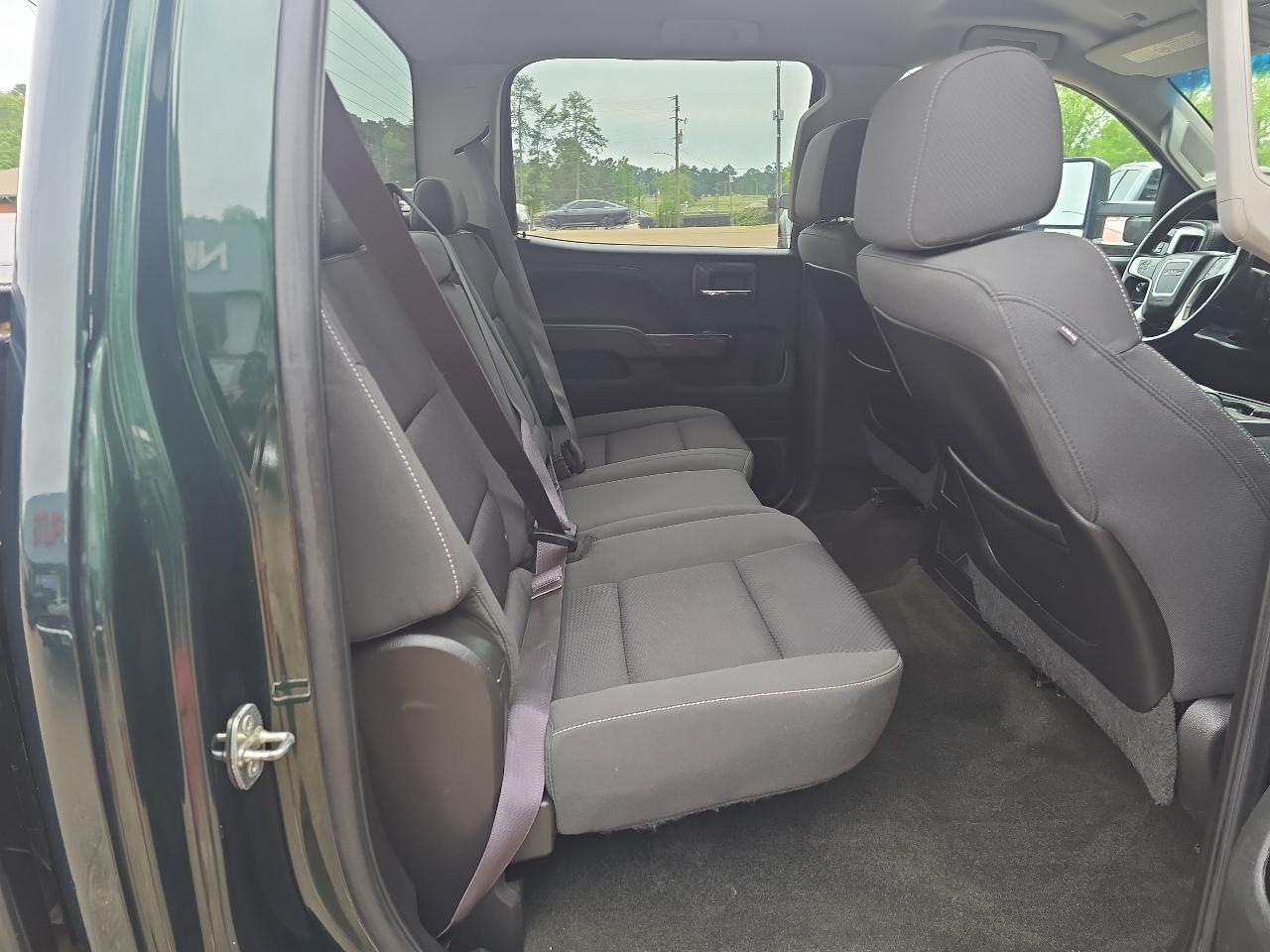 GMC Sierra 2500HD Crew Cab Long Bed 4WD 2015