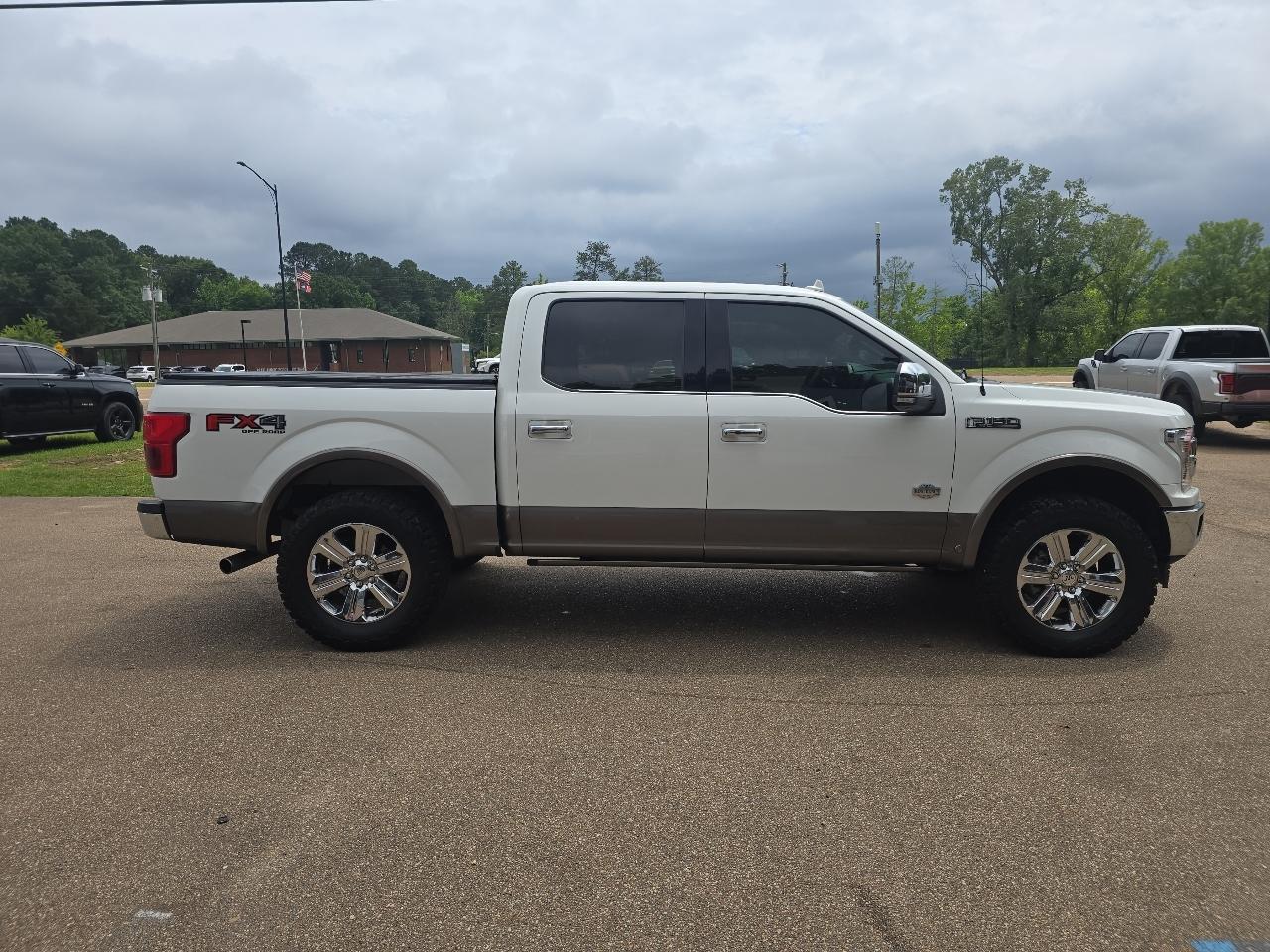 Ford F-150 4WD SuperCrew 145" King Ranch 2020