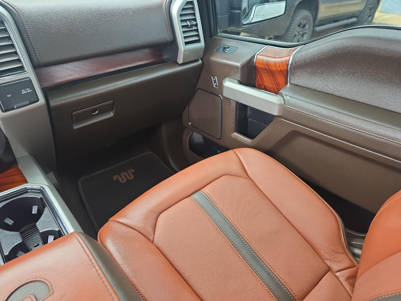 Ford F-150 4WD SuperCrew 145" King Ranch 2020