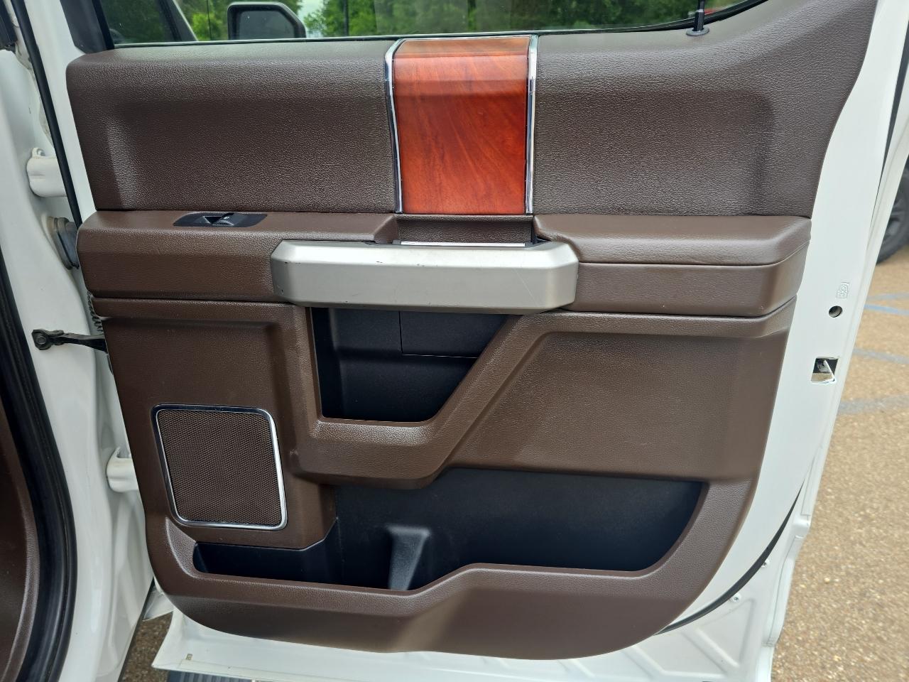 Ford F-150 4WD SuperCrew 145" King Ranch 2020