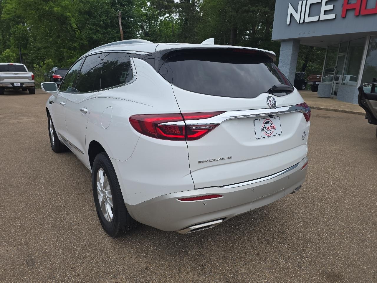 Buick Enclave  2020