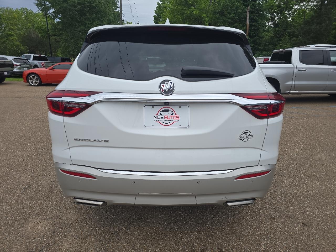 Buick Enclave  2020