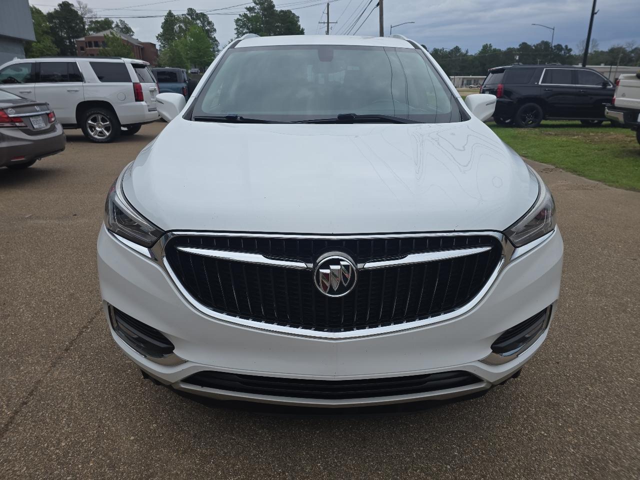 Buick Enclave  2020