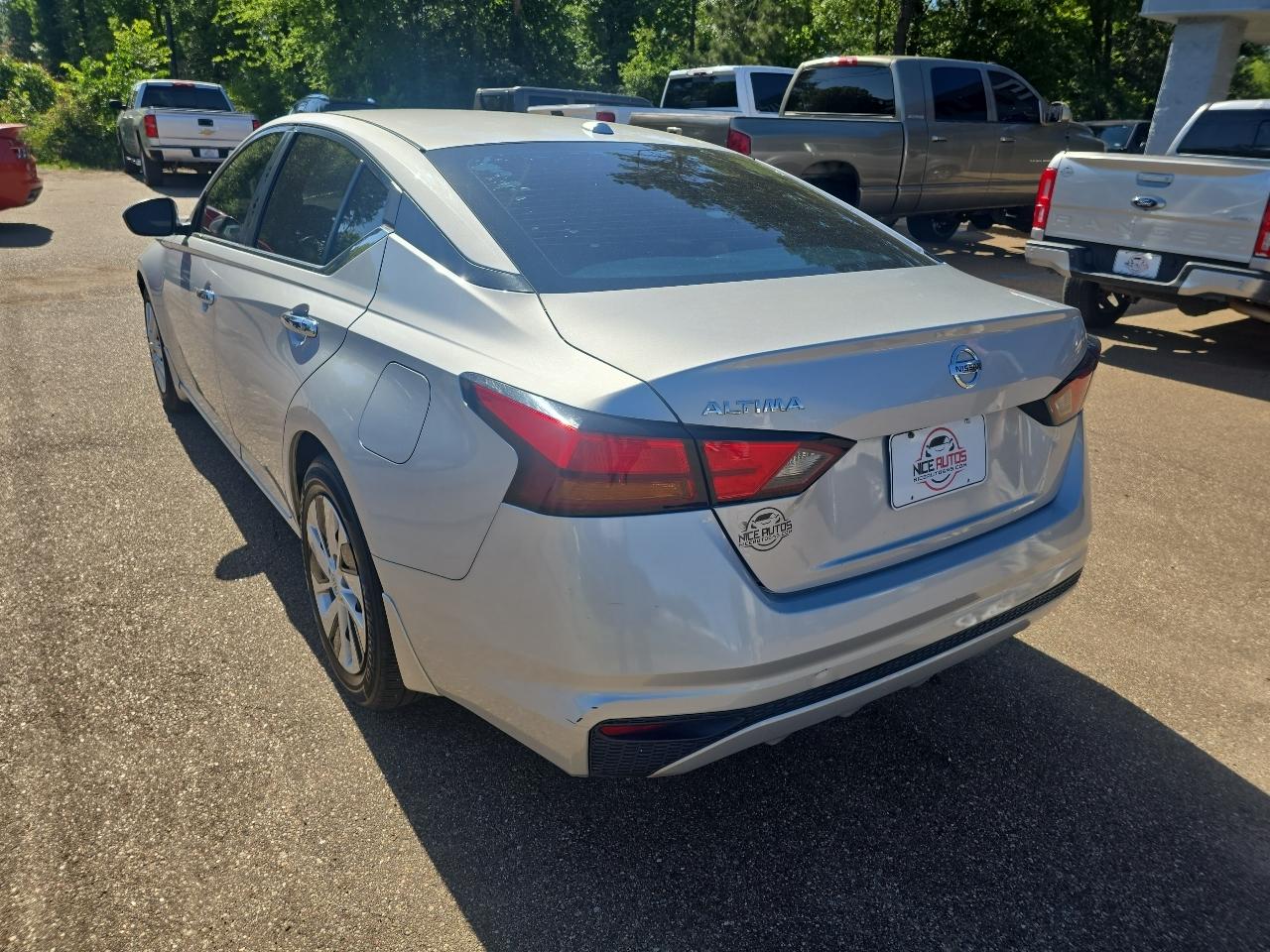 Nissan Altima  2019