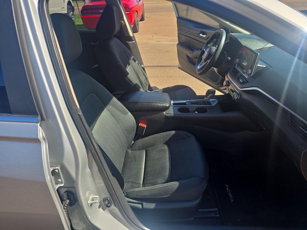 Nissan Altima  2019