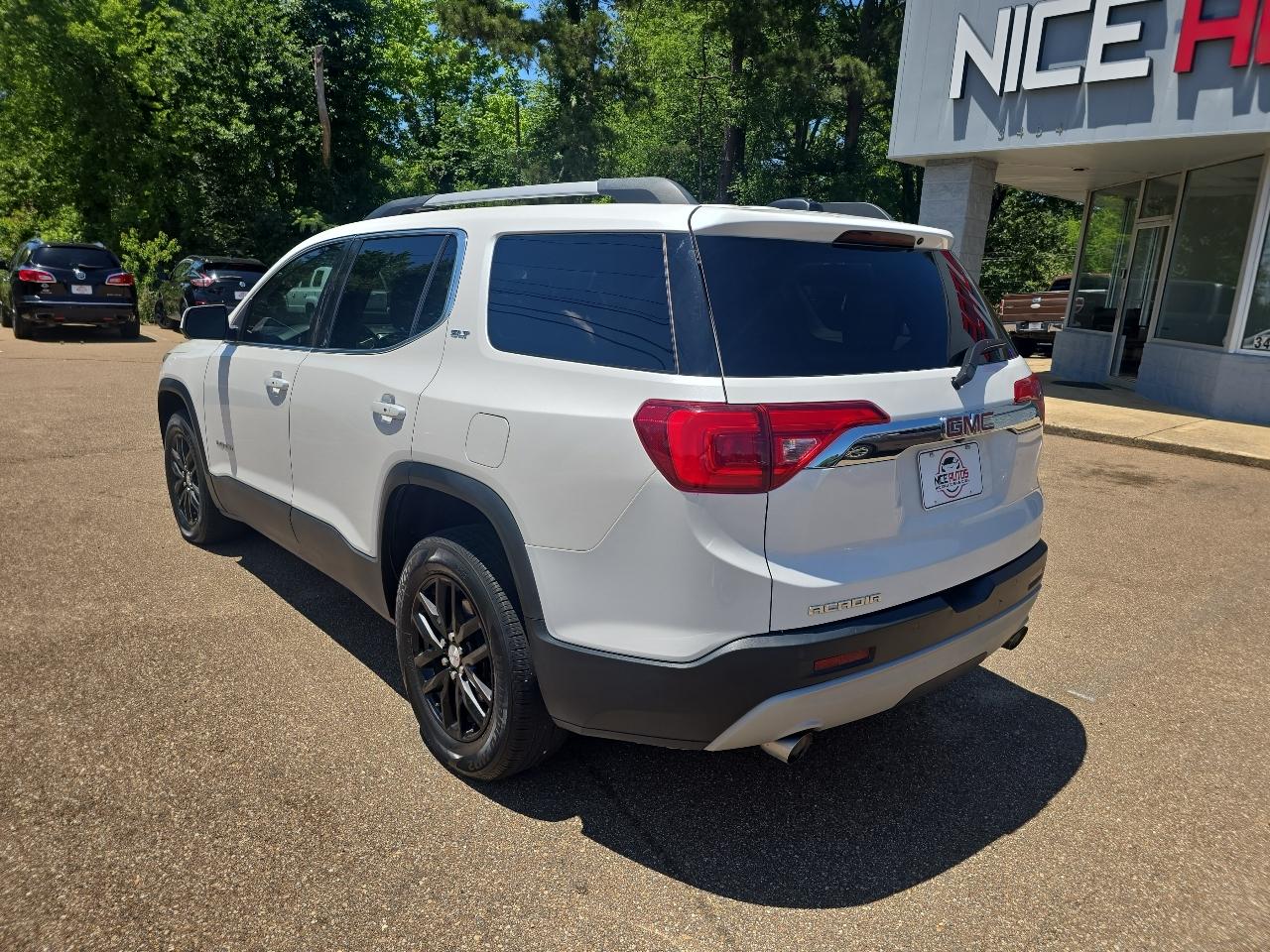 GMC Acadia SLT-2 2017