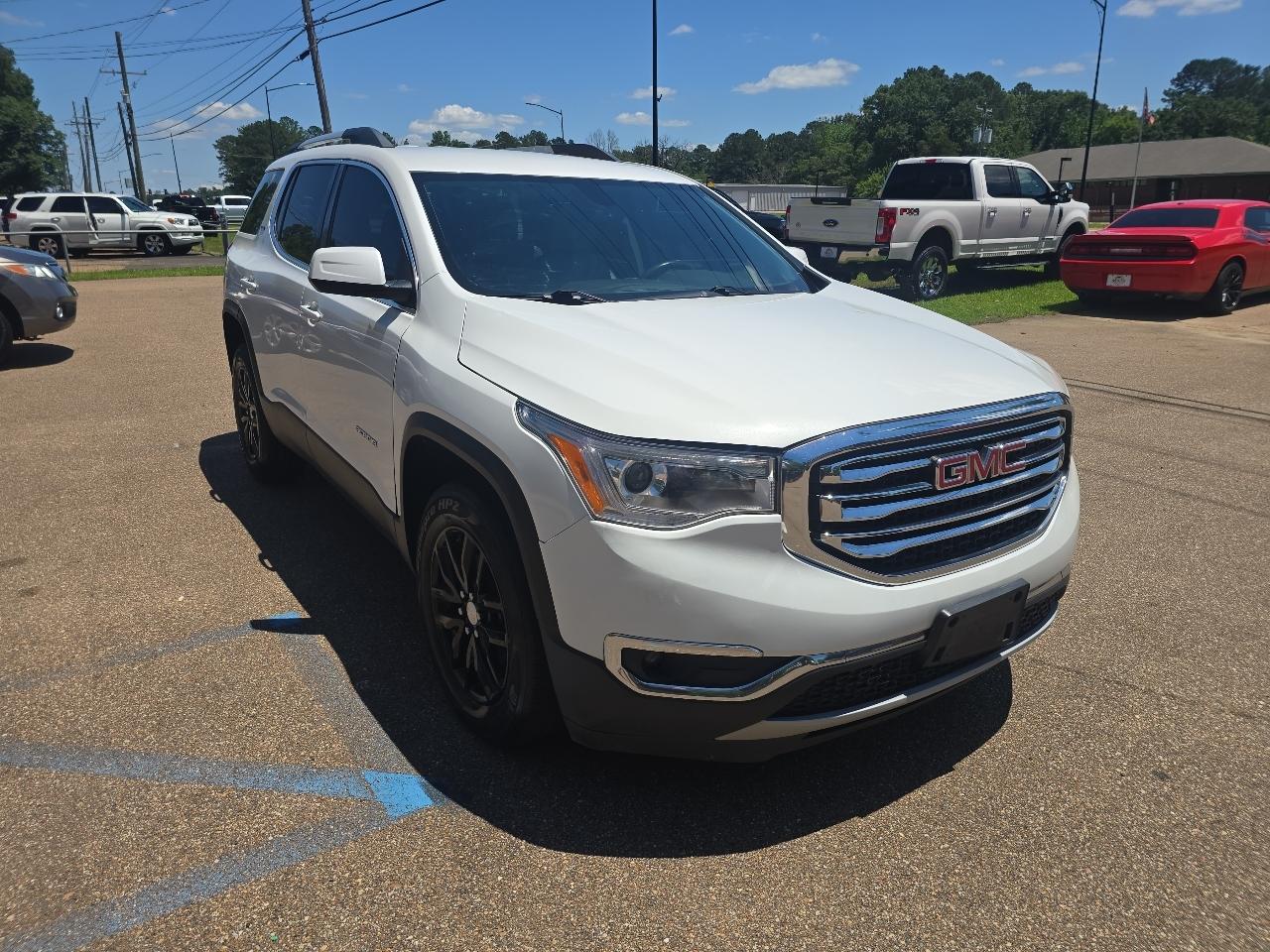 GMC Acadia SLT-2 2017