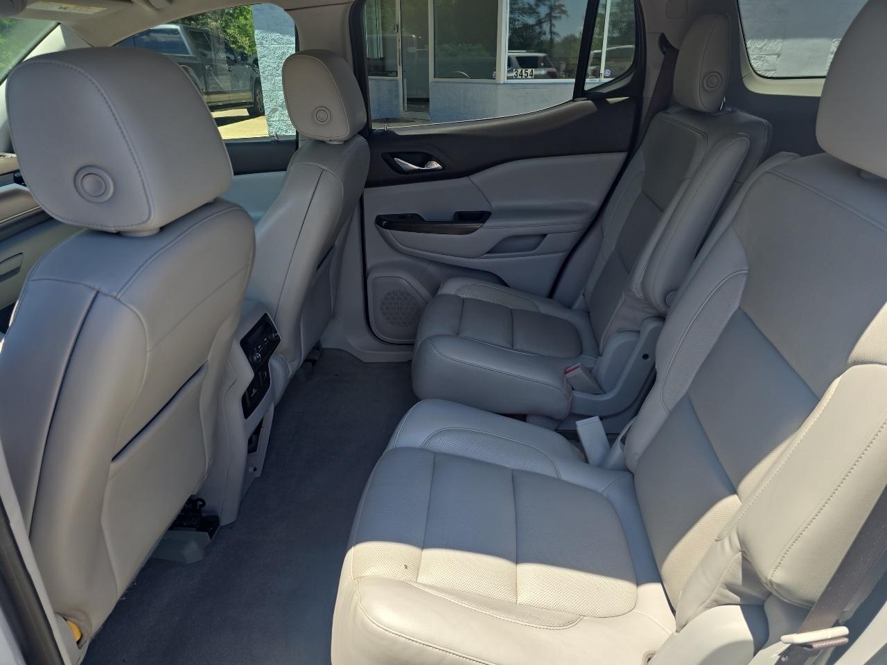 GMC Acadia SLT-2 2017