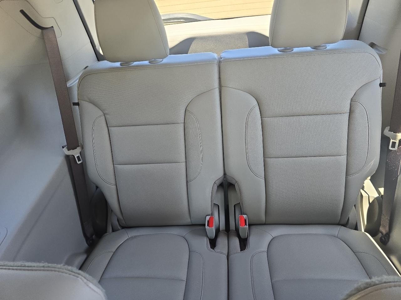 GMC Acadia SLT-2 2017