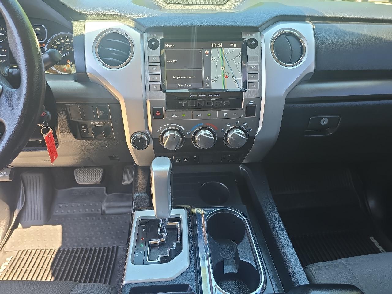 Toyota Tundra SR5 5.7L V8 FFV CrewMax 4WD 2020