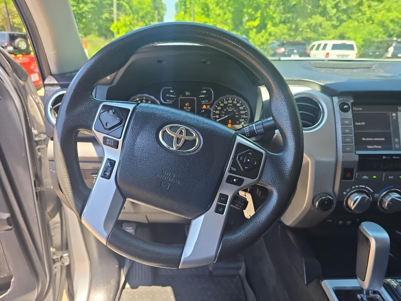 Toyota Tundra SR5 5.7L V8 FFV CrewMax 4WD 2020