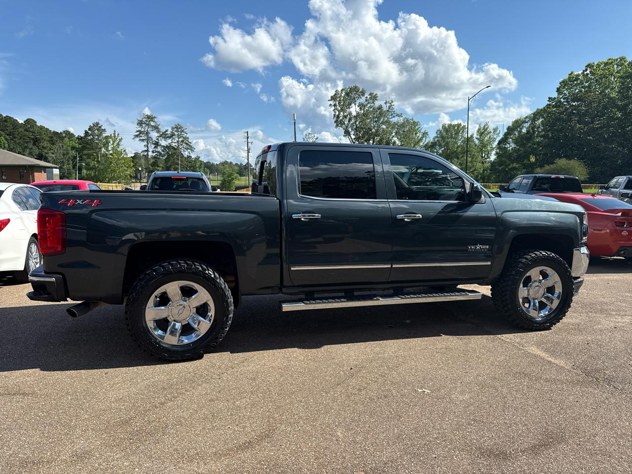 Chevrolet Silverado 1500 LTZ Z71 Crew Cab 4WD 2018