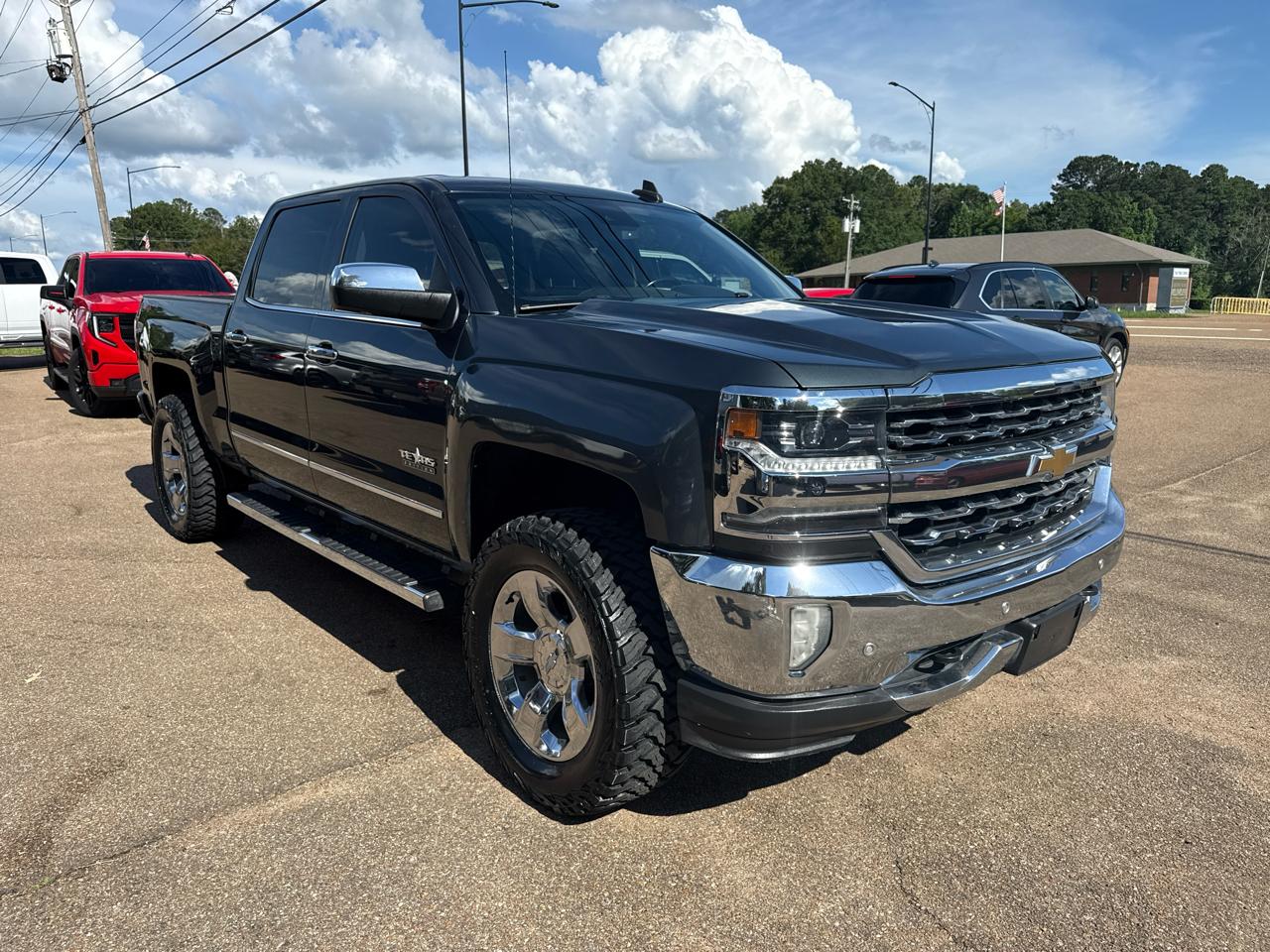 Chevrolet Silverado 1500 LTZ Z71 Crew Cab 4WD 2018