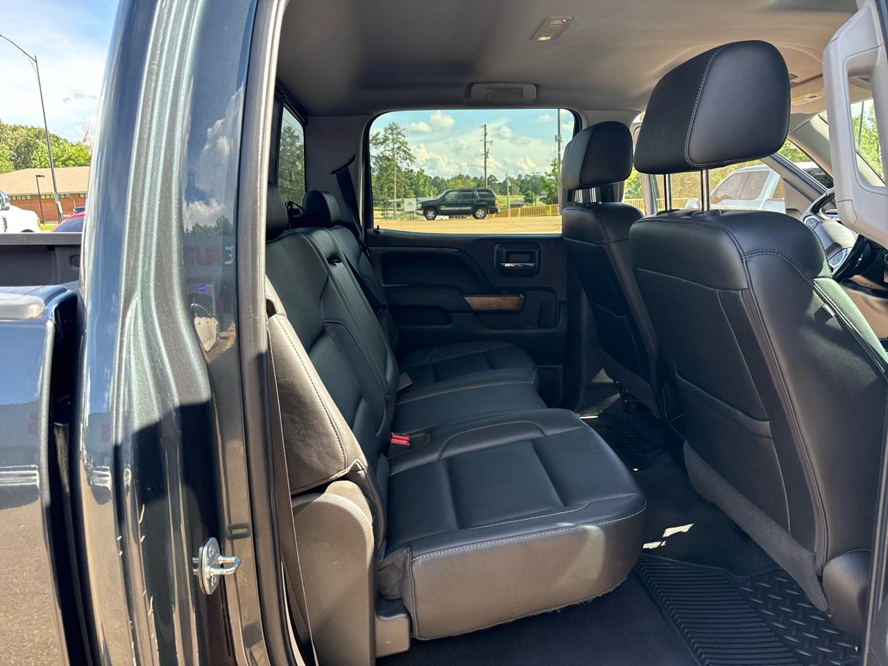 Chevrolet Silverado 1500 LTZ Z71 Crew Cab 4WD 2018