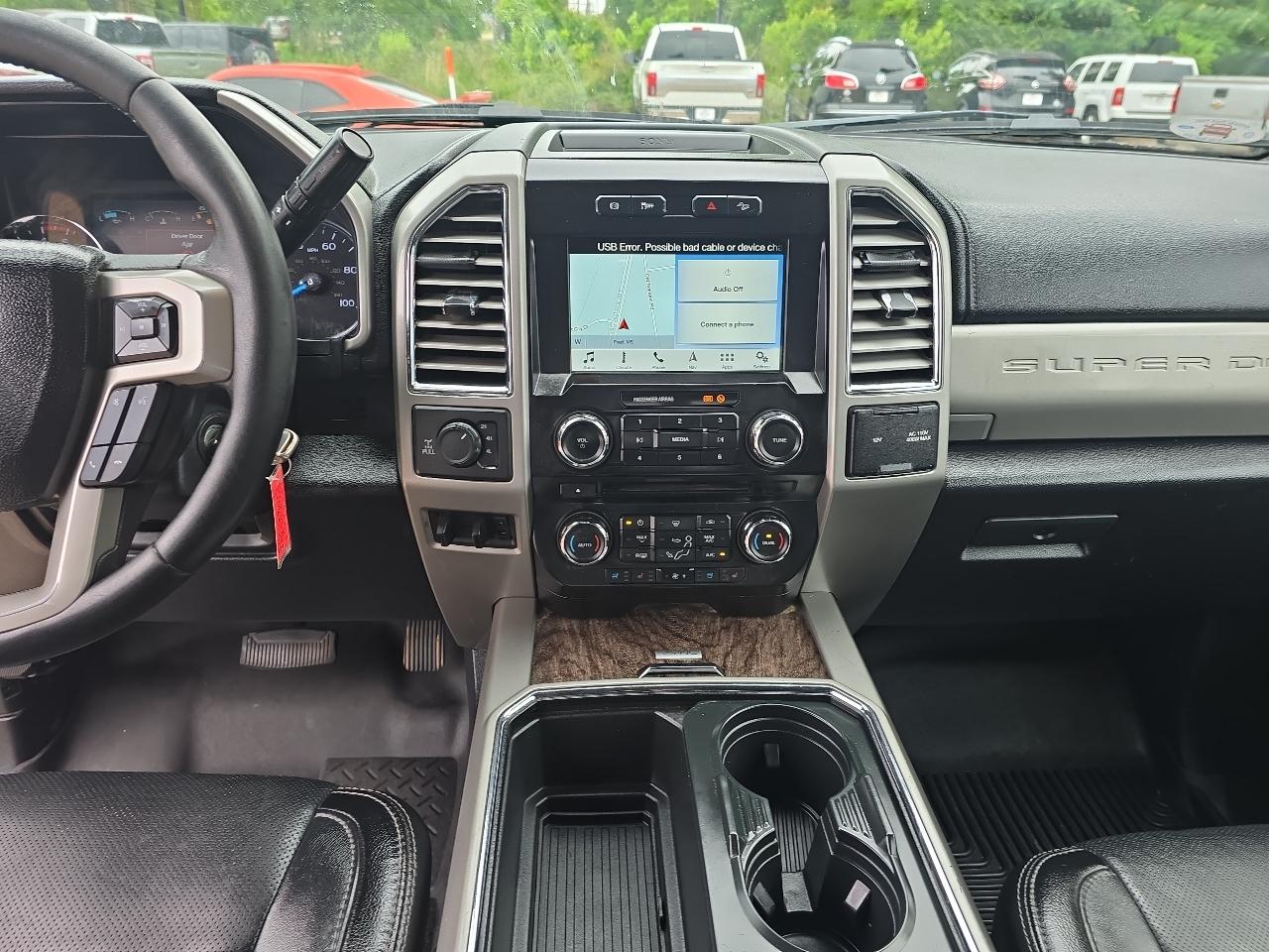 Ford F-250 SD Lariat Crew Cab Short Bed 4WD 2017