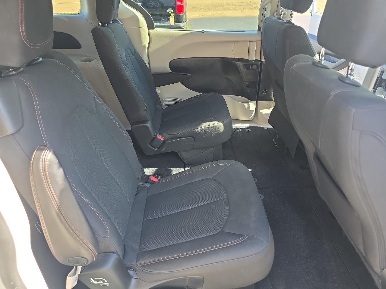 Chrysler Pacifica  2018