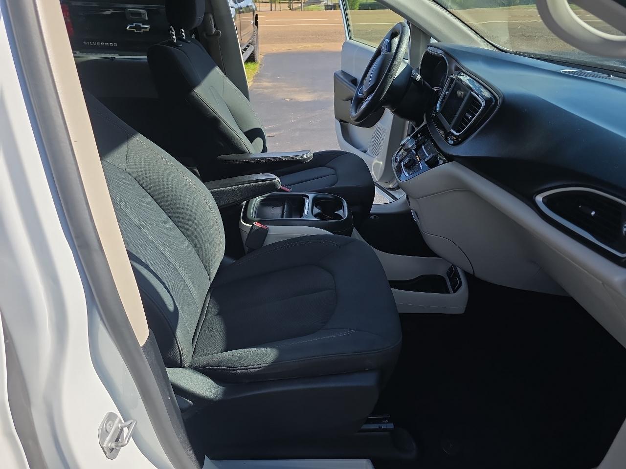 Chrysler Pacifica  2018