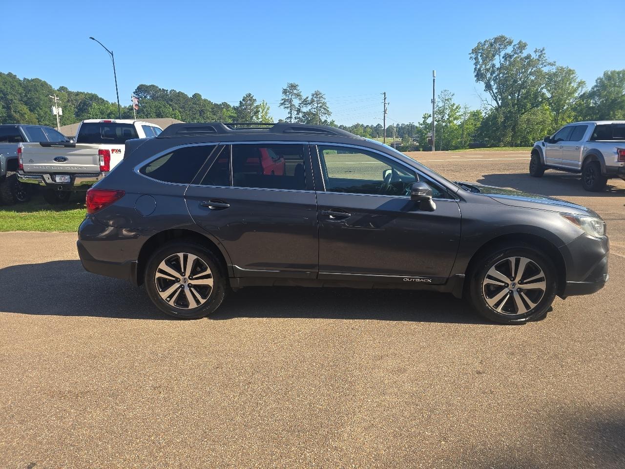 Subaru Outback  2018