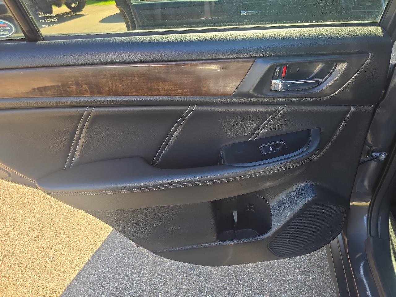 Subaru Outback  2018