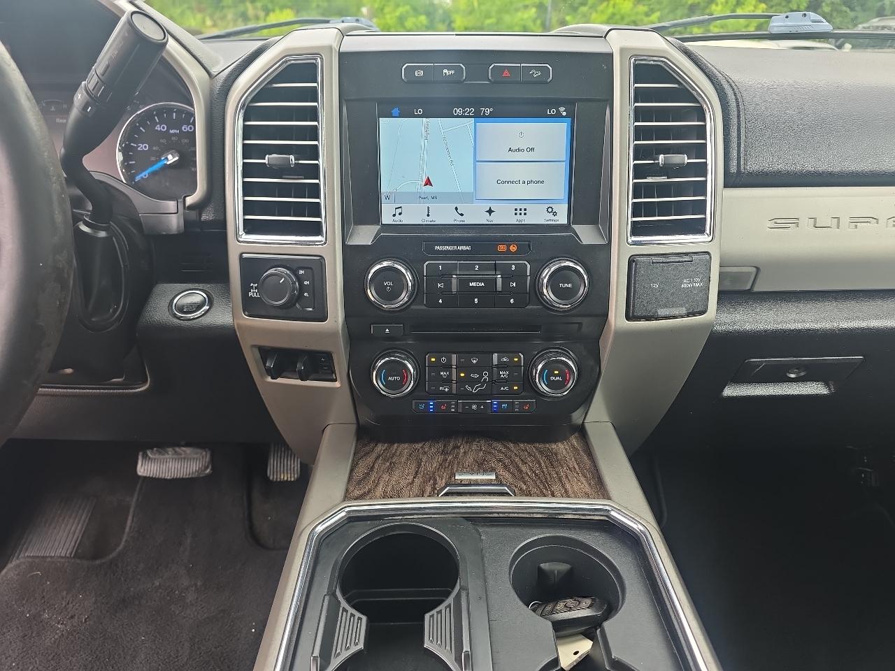 Ford F-250 SD Lariat Crew Cab SWB 4WD 2017