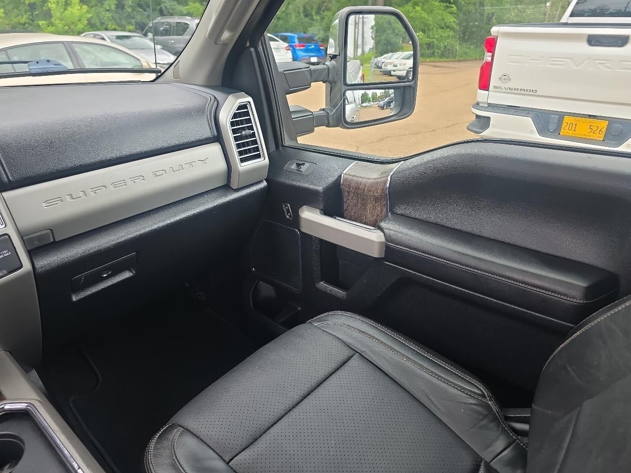 Ford F-250 SD Lariat Crew Cab SWB 4WD 2017