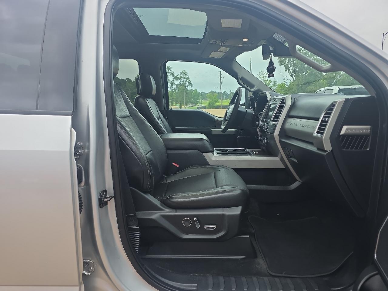 Ford F-250 SD Lariat Crew Cab SWB 4WD 2017