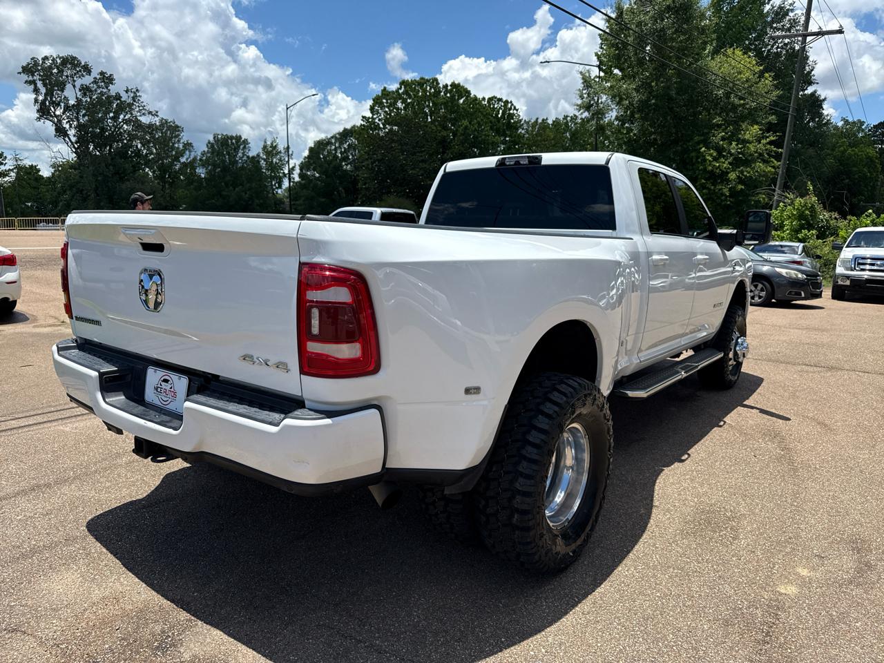 RAM 3500 Big Horn Crew Cab 4WD SWB 2024