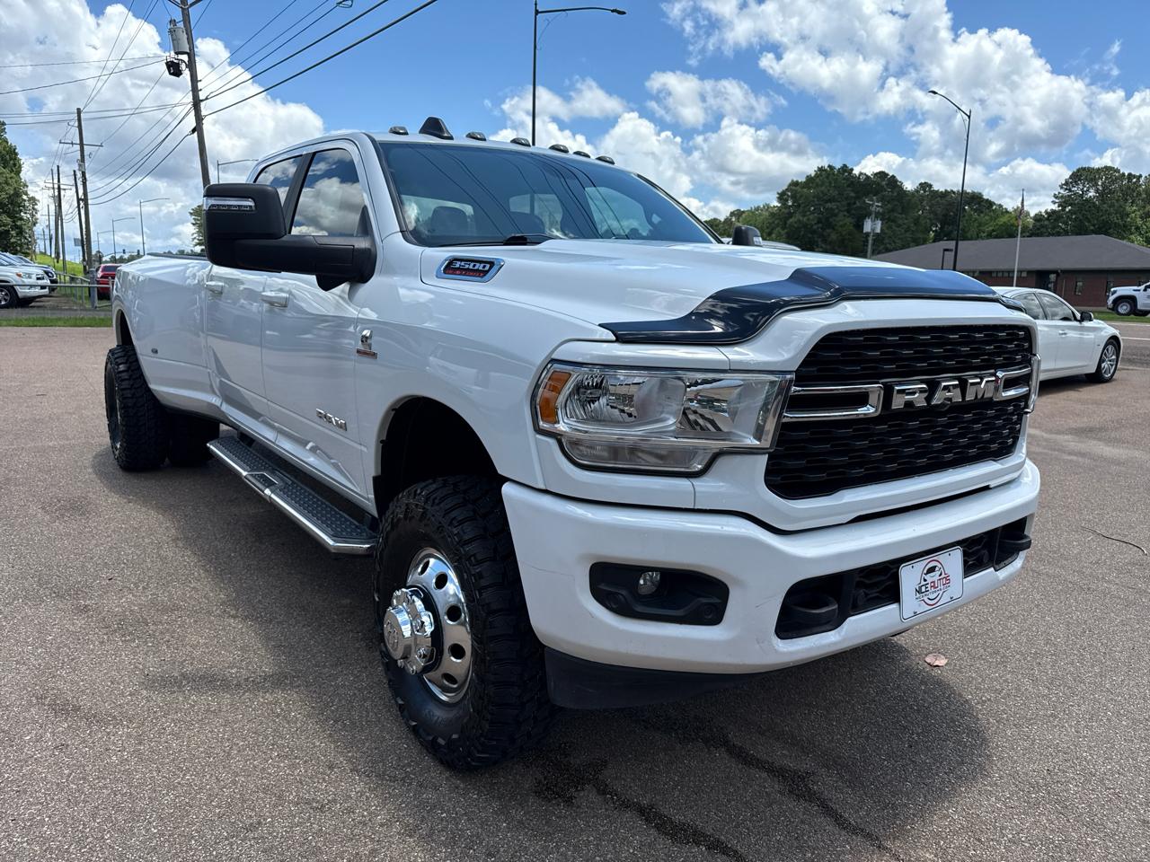 RAM 3500 Big Horn Crew Cab 4WD SWB 2024