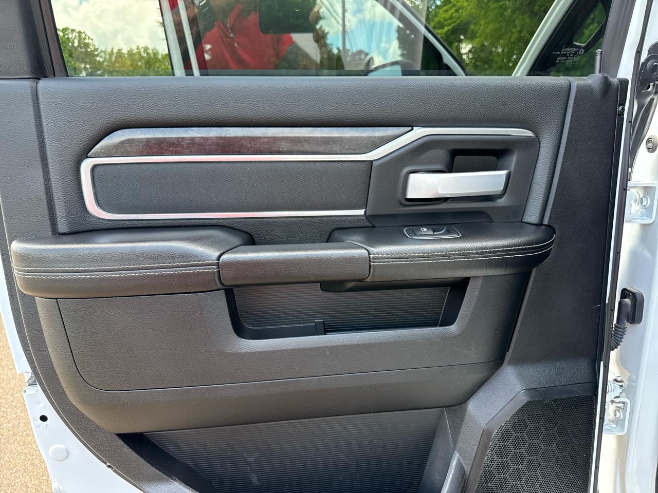RAM 3500 Big Horn Crew Cab 4WD SWB 2024