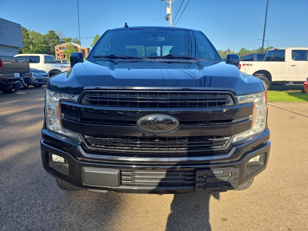 Ford F-150 2WD SuperCrew 145" Lariat 2020