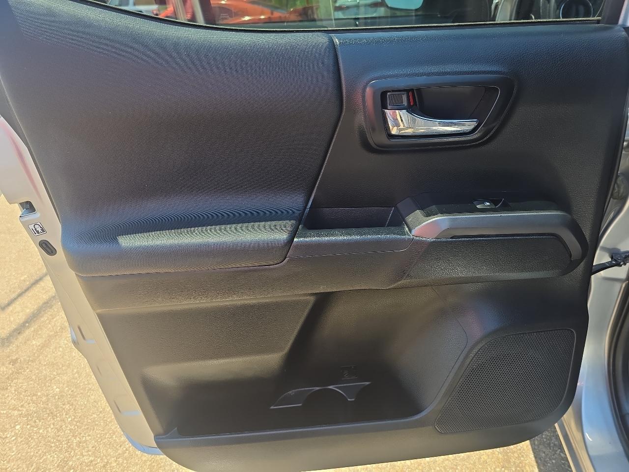 Toyota Tacoma TRD Sport Dbl Cab 2WD V6 at 2019