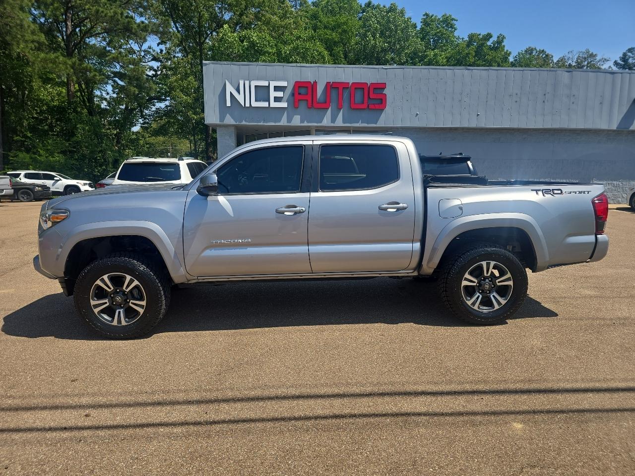 Toyota Tacoma TRD Sport Dbl Cab 2WD V6 at 2019