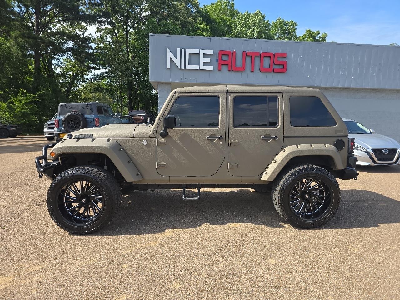 Jeep Wrangler Unlimited Sahara 4WD 2015