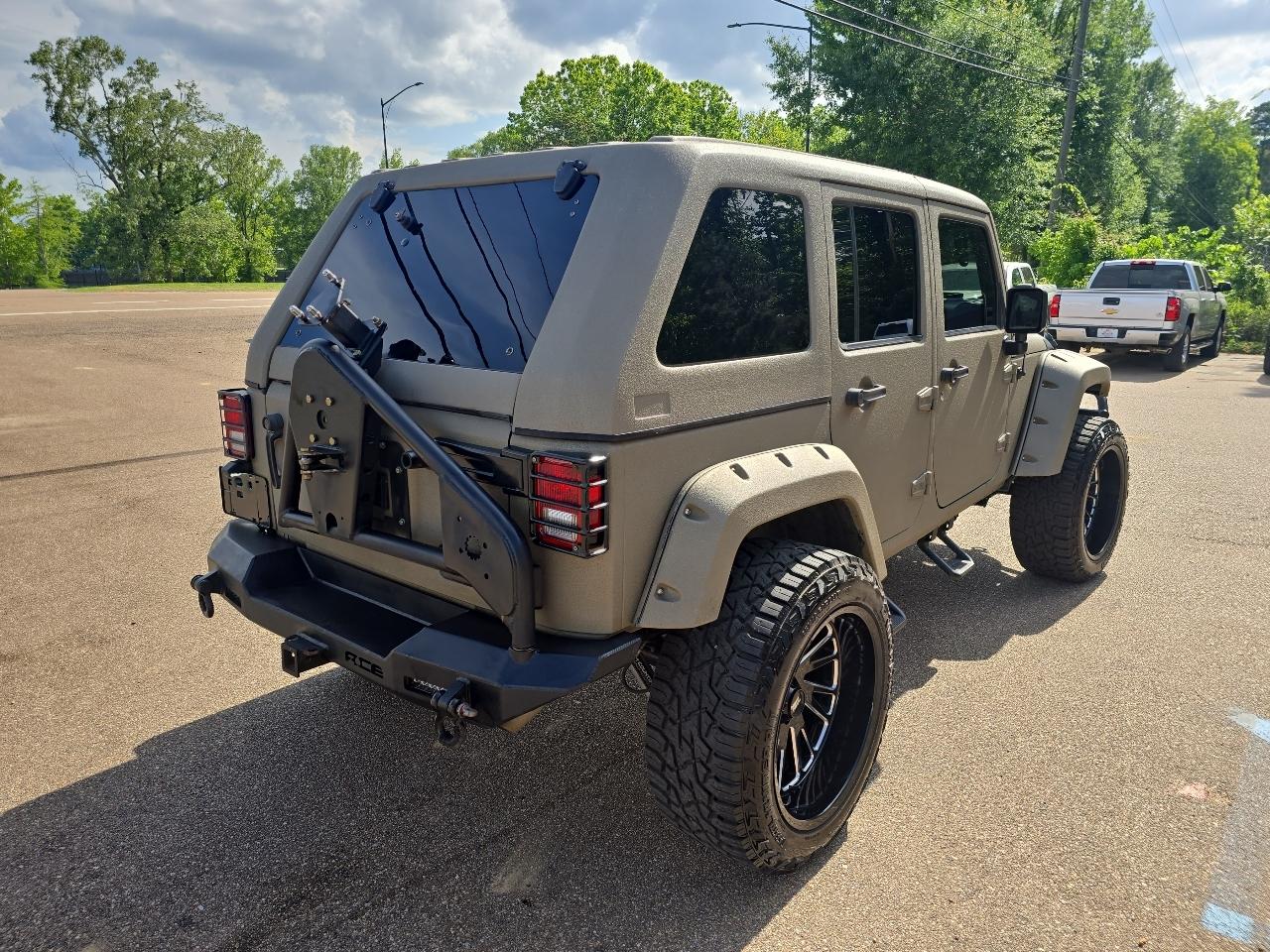 Jeep Wrangler Unlimited Sahara 4WD 2015