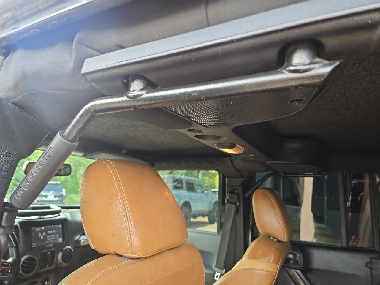 Jeep Wrangler Unlimited Sahara 4WD 2015