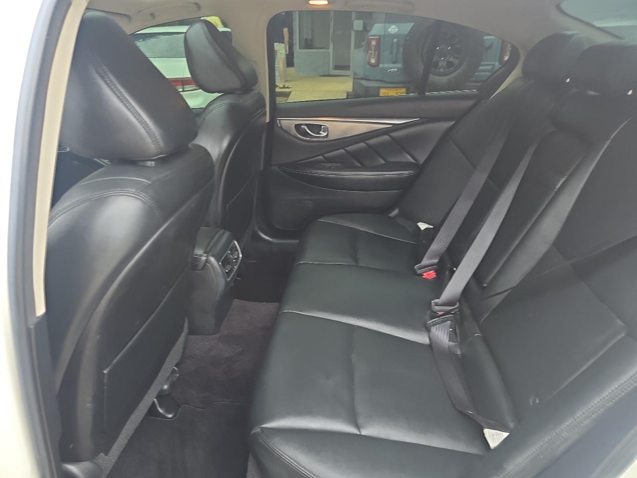Infiniti Q50 2.0t Premium AWD 2017