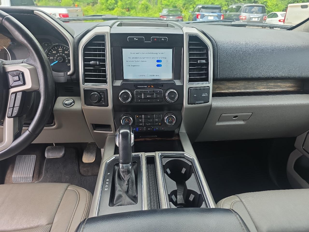 Ford F-150 Lariat SuperCrew 4WD 2019