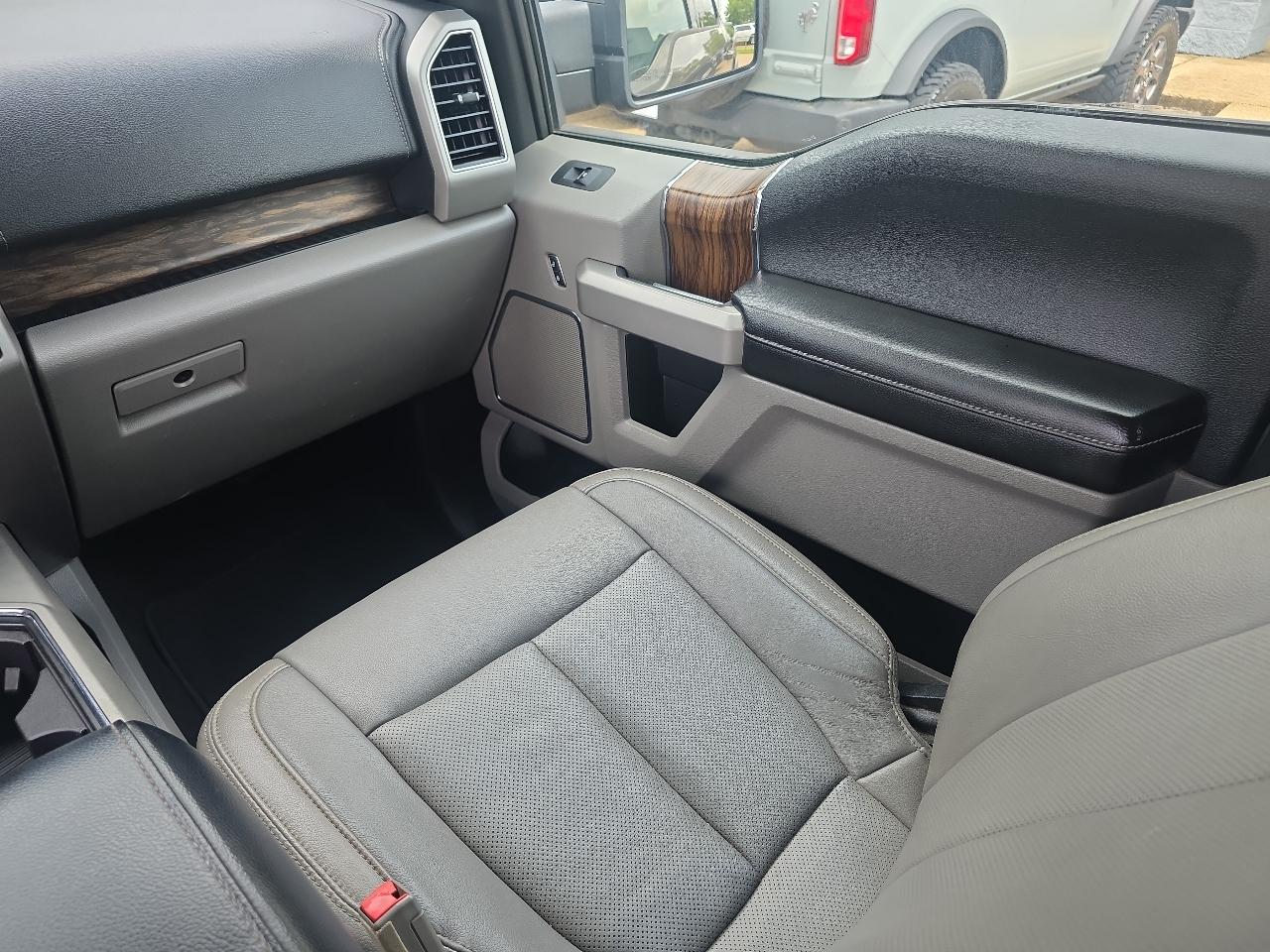 Ford F-150 Lariat SuperCrew 4WD 2019