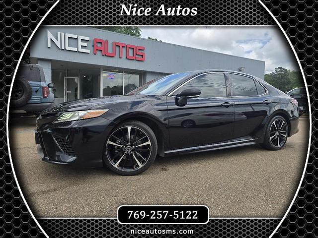 2019 Toyota Camry XSE FWD