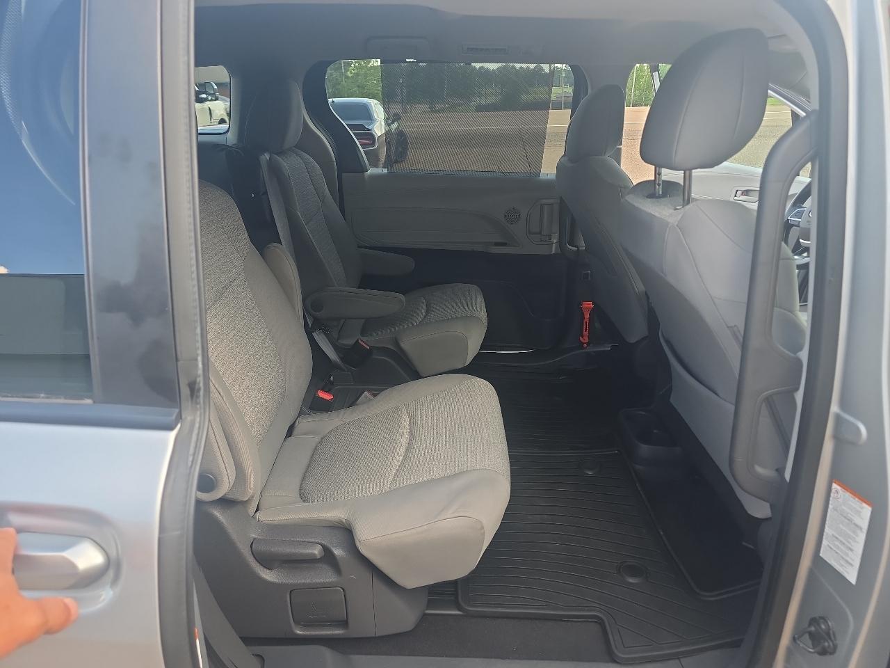 Toyota Sienna  2021