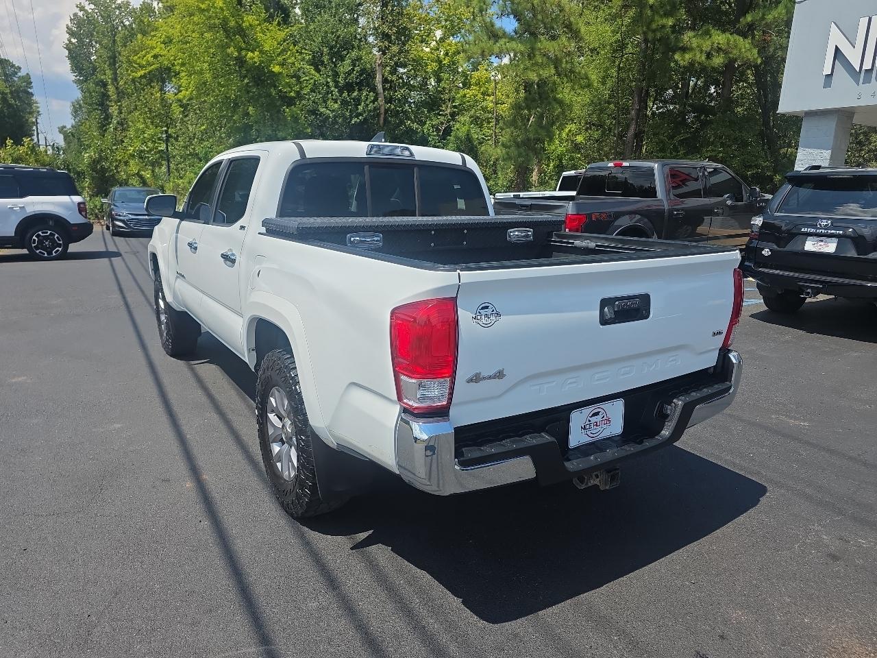 Toyota Tacoma 4WD Double Cab V6 AT TRD Pro (Natl) 2017