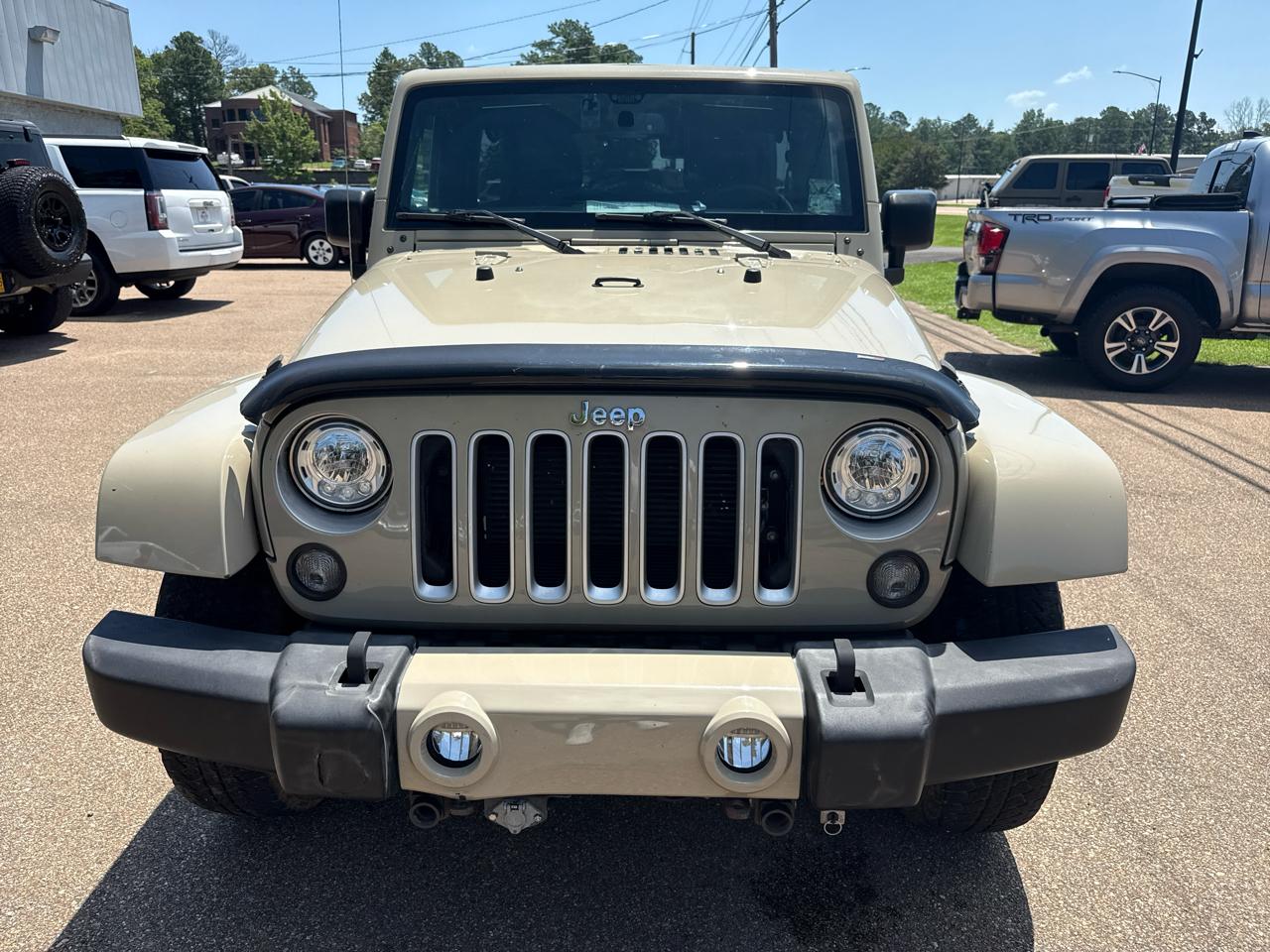 Jeep Wrangler 4WD 4dr Unlimited Sahara 2017