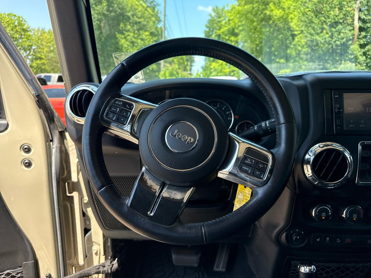 Jeep Wrangler 4WD 4dr Unlimited Sahara 2017