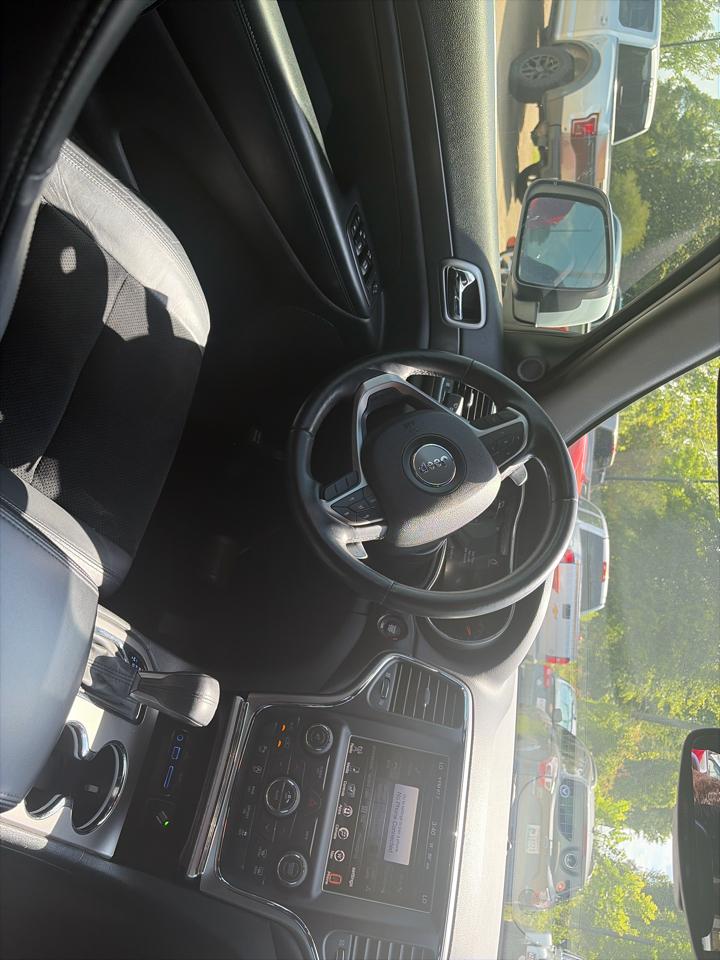 Jeep Grand Cherokee  2017