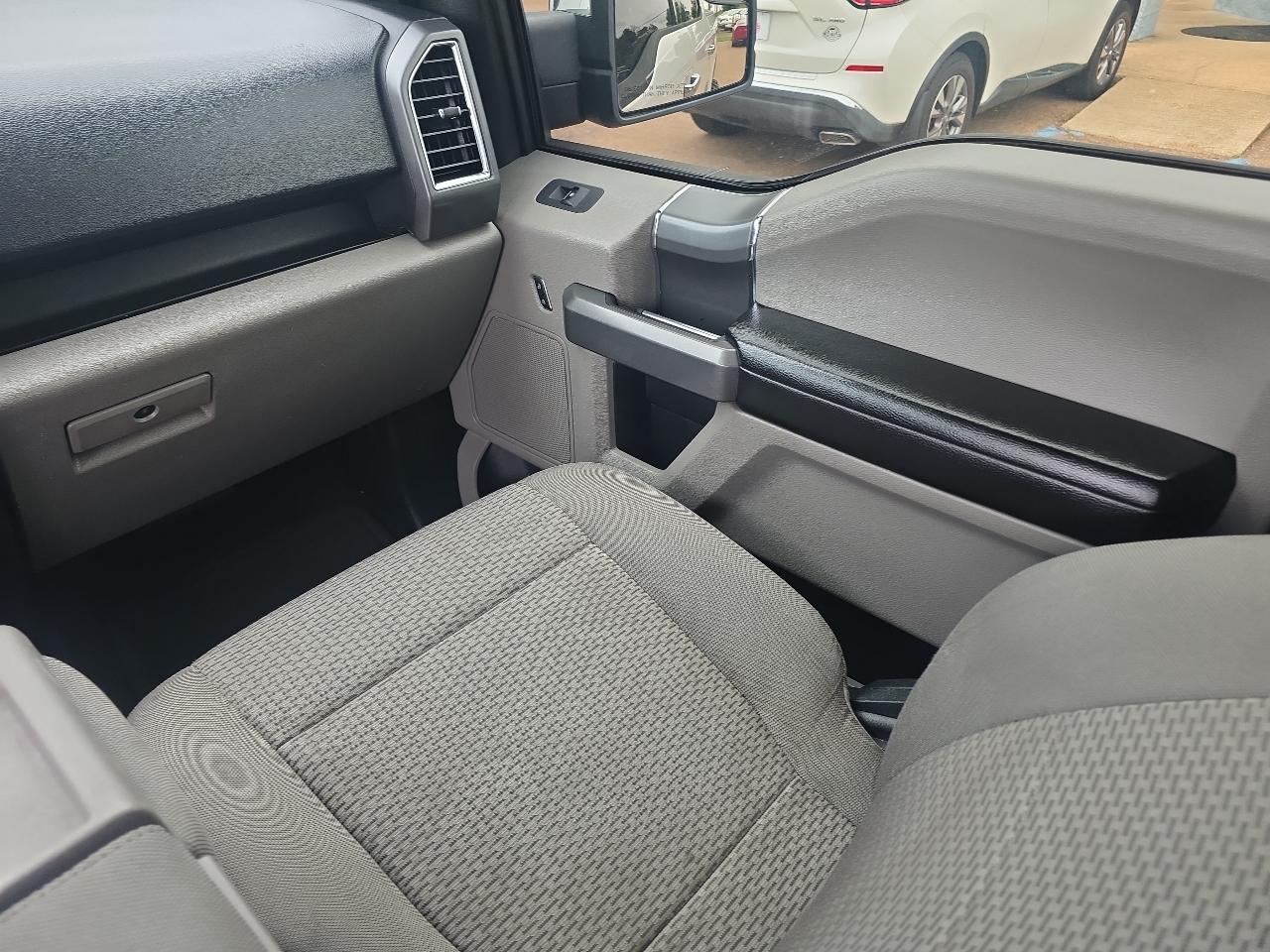 Ford F-150  2015