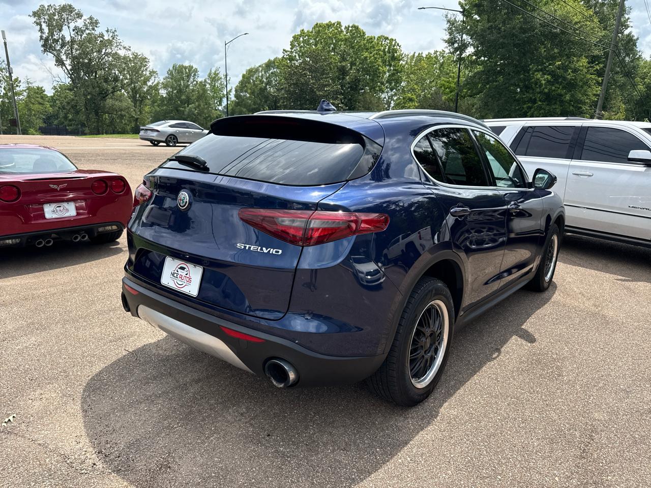 Alfa Romeo Stelvio Base 4D SUV AWD 2018