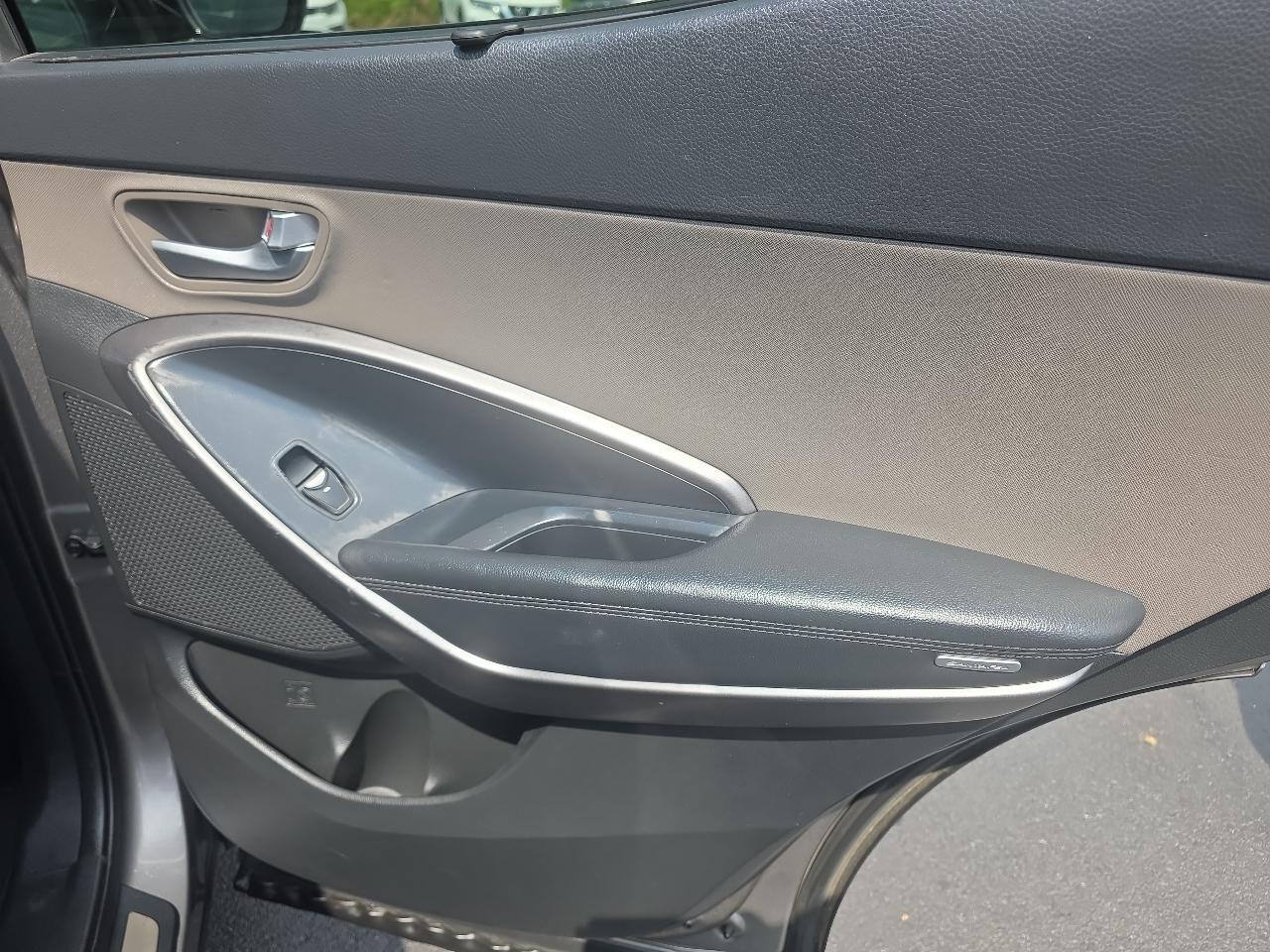 Hyundai Santa Fe AWD 4dr Sport 2017