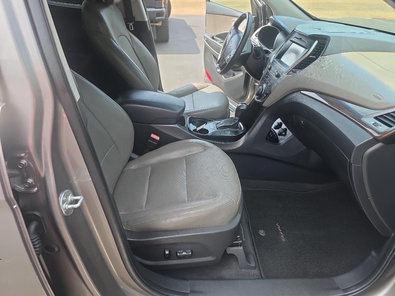 Hyundai Santa Fe AWD 4dr Sport 2017